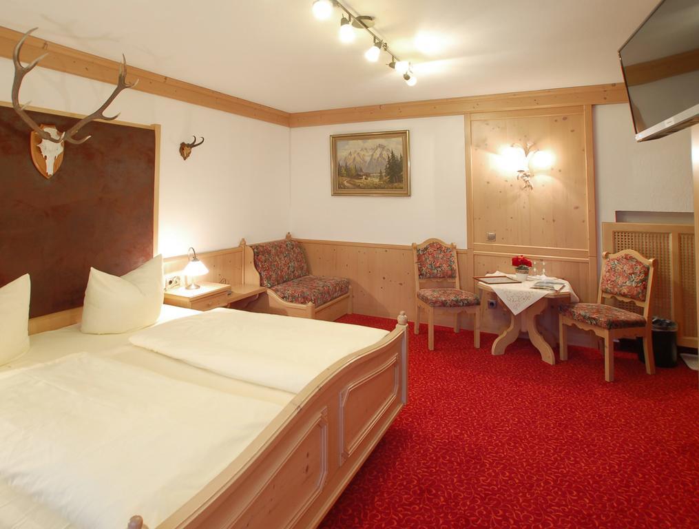 Hotel Gebirgshaeusl Engedey エクステリア 写真